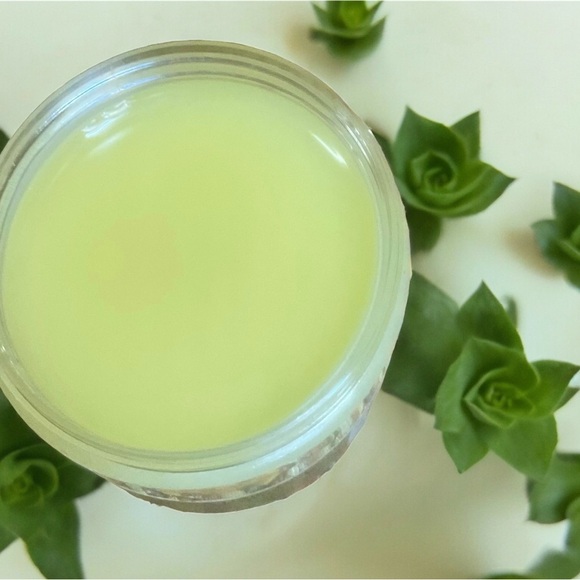 CLOVES HAIR (GREASE) POMADE - Picture 3 of 5